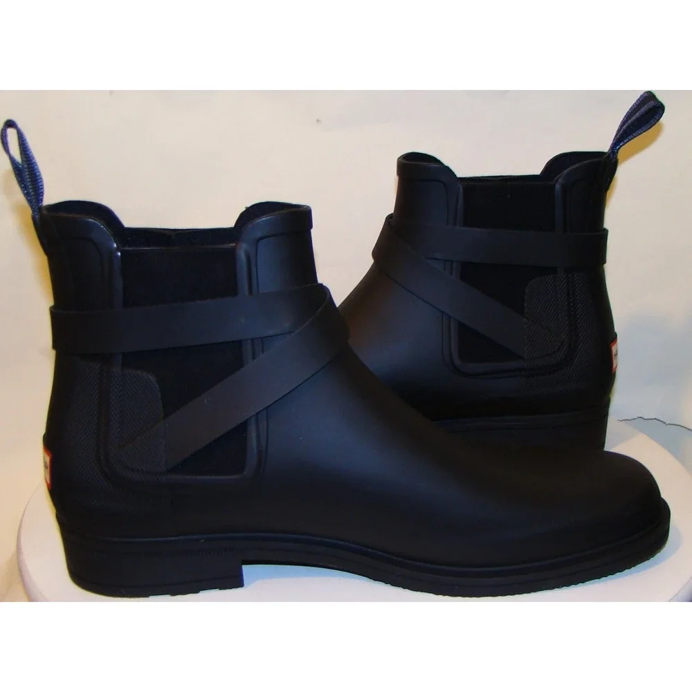 NEW! HUNTER MENS Black Chelsea Rubber Ankle BOOTS Buckle SIZE 11 WOMENS 12 DB3